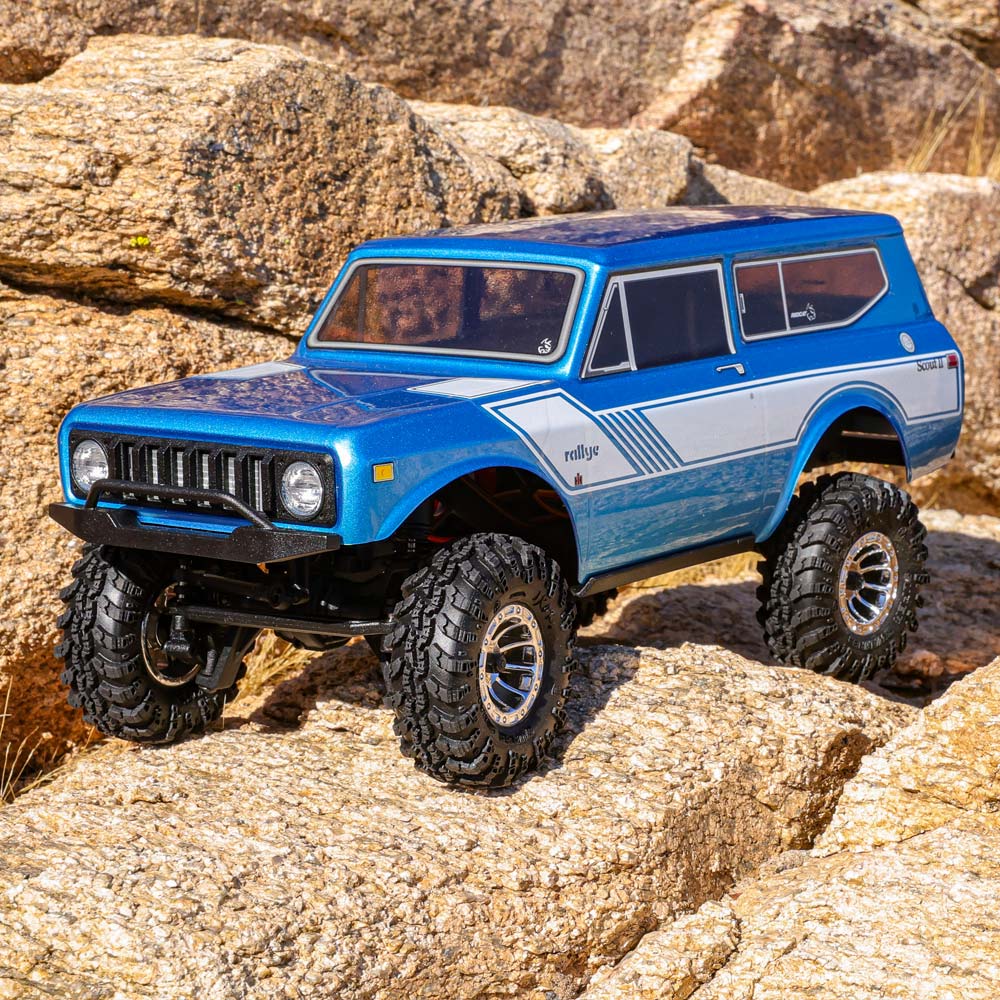 Ascent-18 International Scout II - 1/18  (Blue)