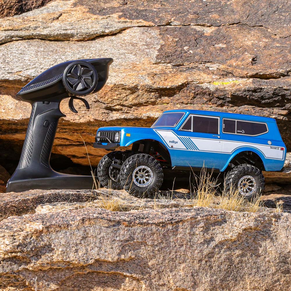 Ascent-18 International Scout II - 1/18  (Blue)