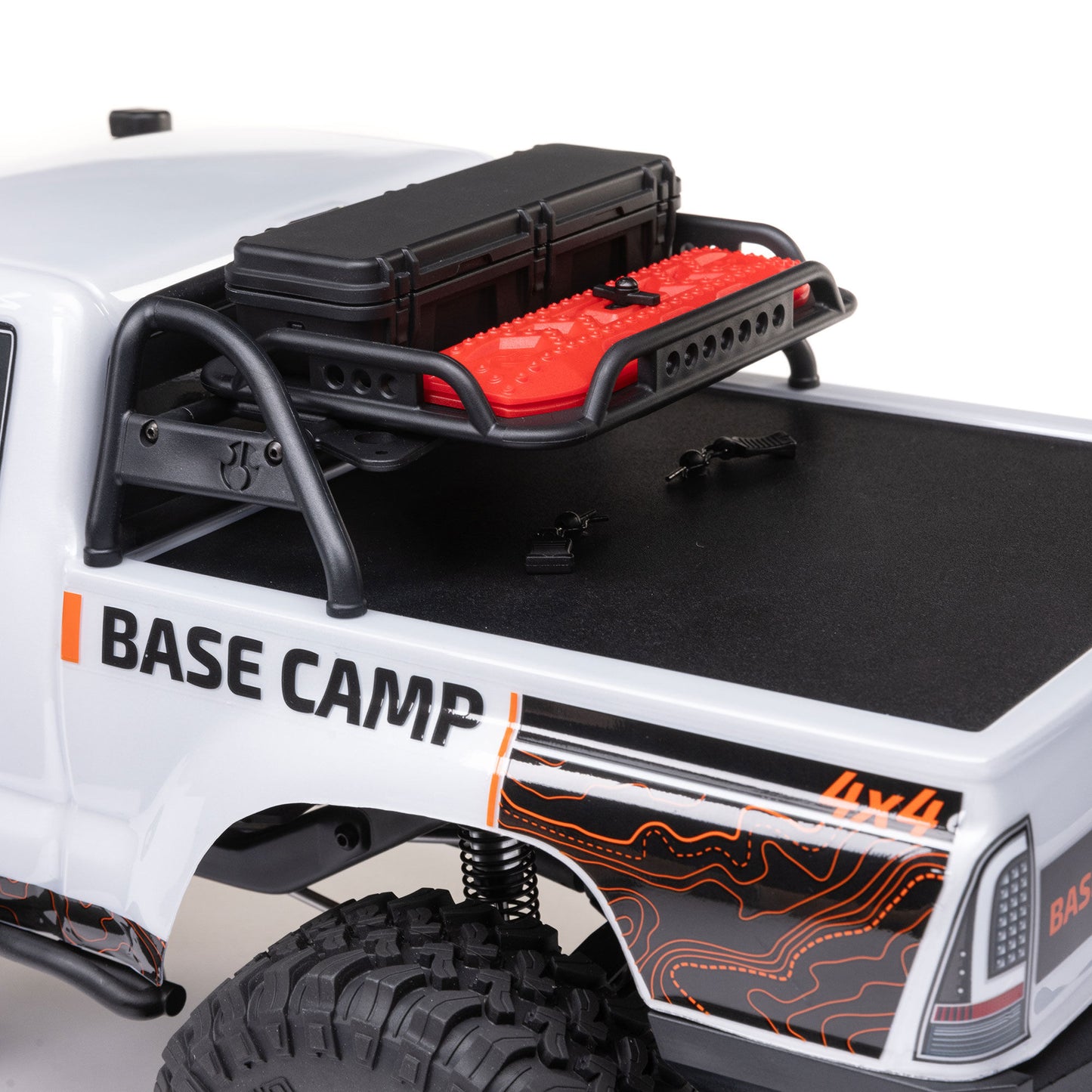 1/10 SCX10 III Base Camp 4X4 Crawler RTR - White