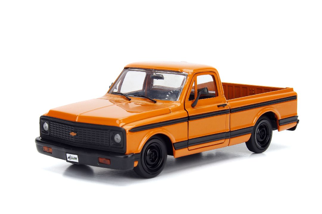 1/24 "Just Trucks" - 1972 Chevy Cheyenne Pickup w/ Rack