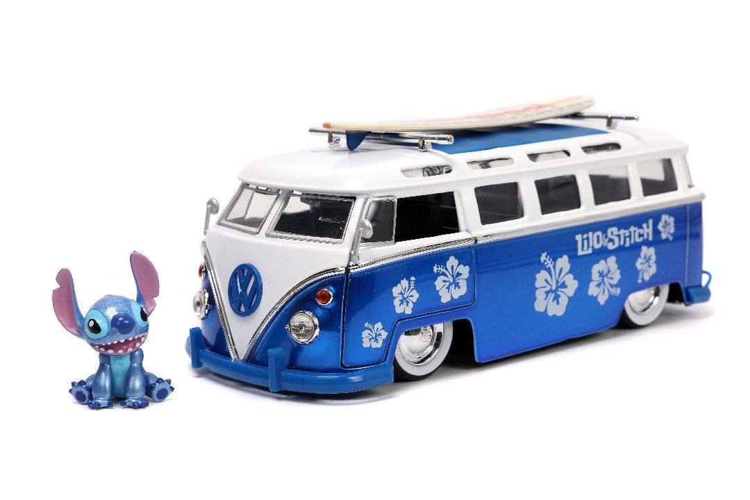 1/24 "Hollywood Rides" 1962 VW Bus w/Lilo & Stitch