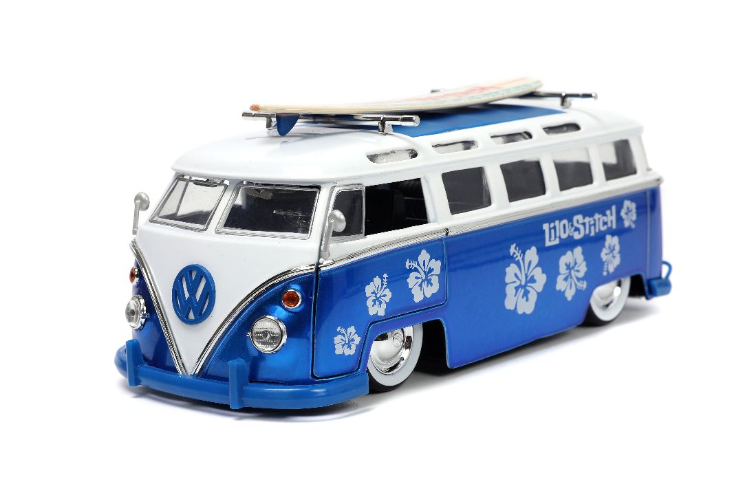 1/24 "Hollywood Rides" 1962 VW Bus w/Lilo & Stitch