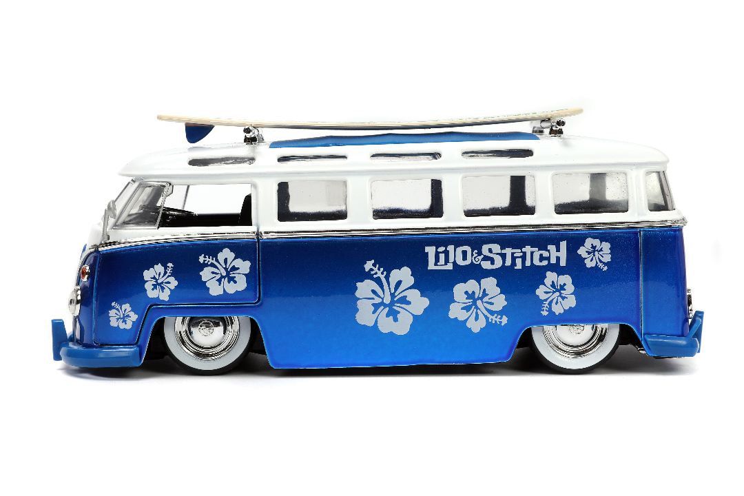 1/24 "Hollywood Rides" 1962 VW Bus w/Lilo & Stitch