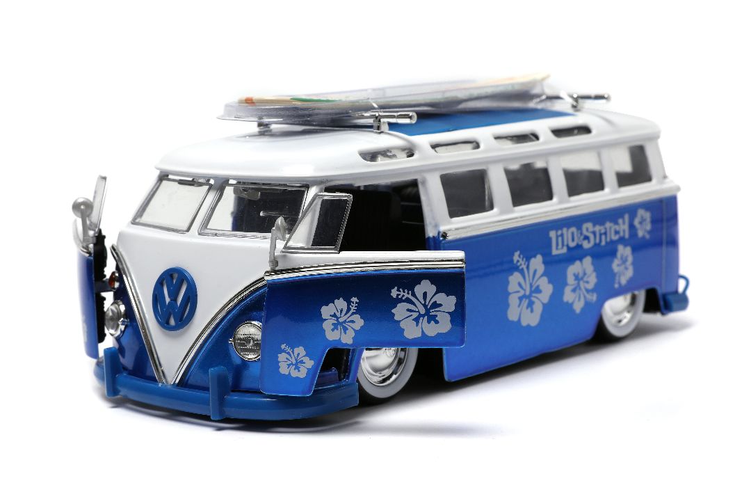 1/24 "Hollywood Rides" 1962 VW Bus w/Lilo & Stitch