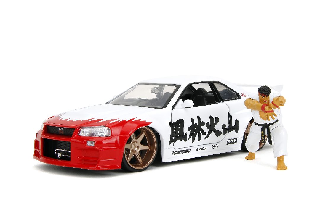 1/24 "Hollywood Rides" - Street Fighter - 2002 Skyline GT-R (R34) w/ Ryu