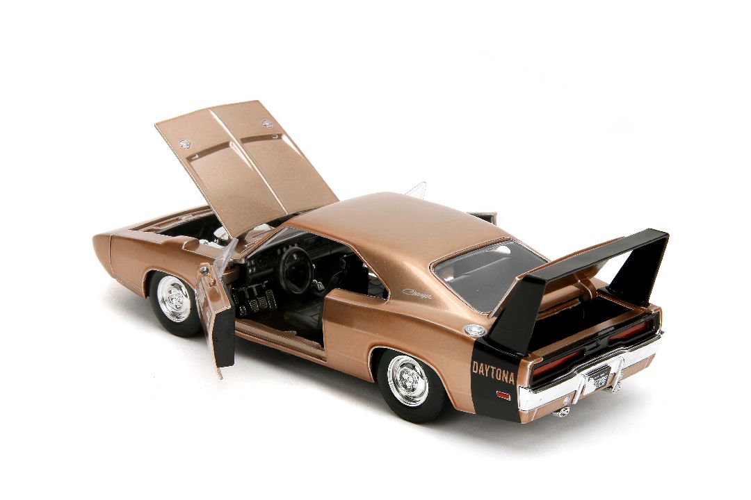 1/24 "BIGTIME Muscle" - 1969 Dodge Charger Daytona