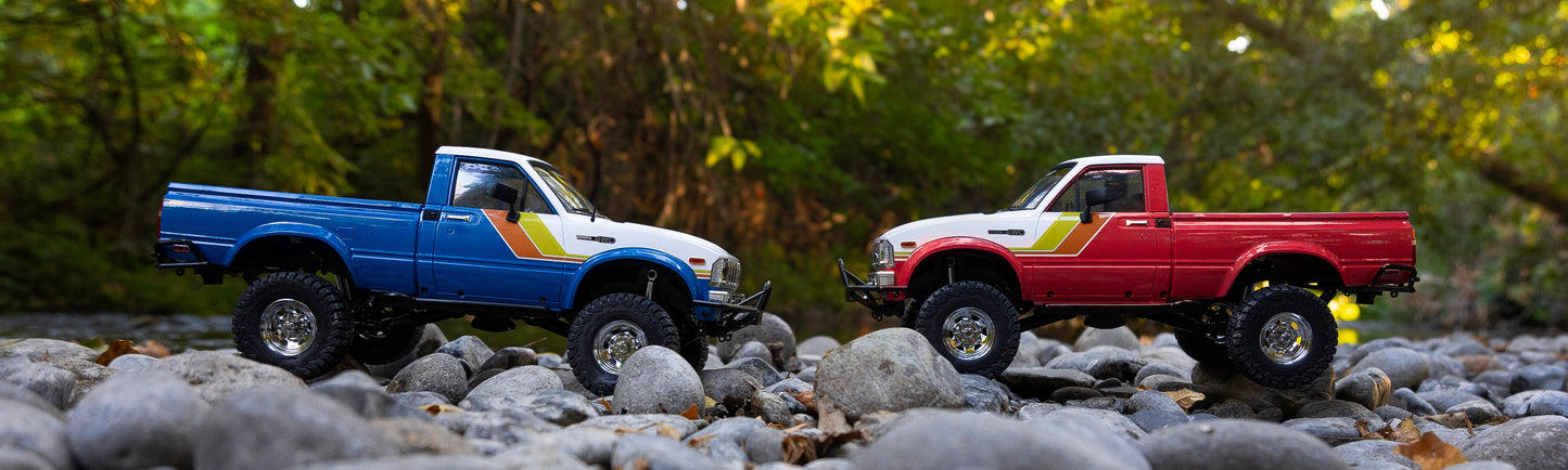 RC4WD Trail Finder 2 1/10 RTR 4WD Electric Trail Truck w/1982 Toyota Pickup Body (BLUE)